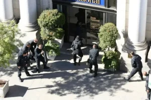 Analisis Motif Pencurian Bank